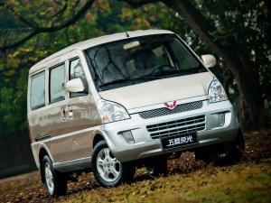 WuLing Rongguang (LZW6407BF) '2008
